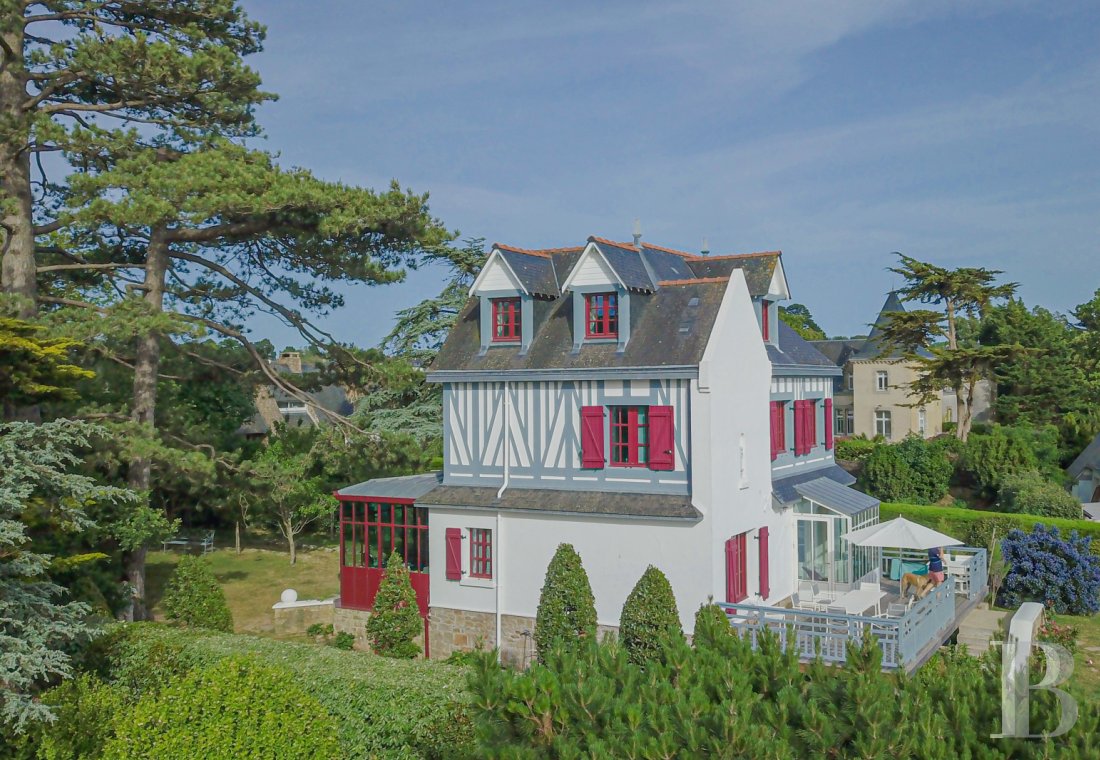 On the Île-aux-Moines, in the Gulf of Morbihan, a family house where you can almost step out onto the water - photo  n°4